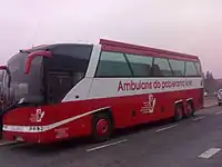 ヴァカンザ13献血車市民は「ヴァンピロブス」(ヴァンパイア・バス=吸血鬼バス)と呼ぶ グロジスク・マゾヴィエツキ市