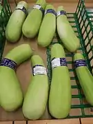 直売所に並ぶ「しろうり」