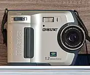 MVC-FD100