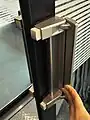 アシストレバーの別角度20102×10以降は銀色となった