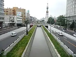 創成川とアンダーパス（2010年8月）