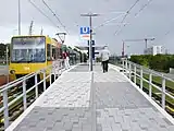 島式ホーム（Hallschlag）