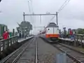 オリンピックの広告が施された編成