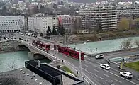大学橋(Universitätsbrücke)を経由する区間は2012年に開通した(2012年撮影)