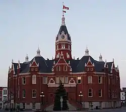 市庁舎