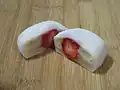 白餡のいちご大福