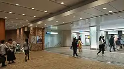 出口1
