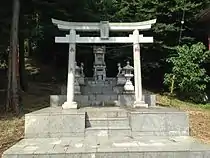 境内社の杉山稲荷神社
