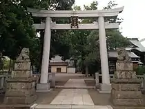 正面（南側）の鳥居