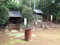 境内の稲荷様と天神様