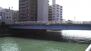 助任新橋