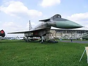 ロシアの中央空軍博物館（モニノ空軍博物館）に展示されているT-4 101号機（2005年の撮影）