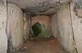 後室（奥壁方向）