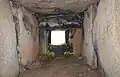 後室（開口部方向）