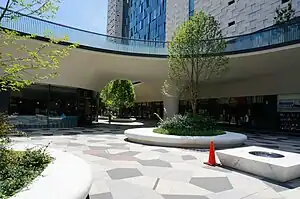 新宿イーストサイドスクエアのサンクンガーデン