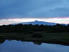 ケニア山の夜明け