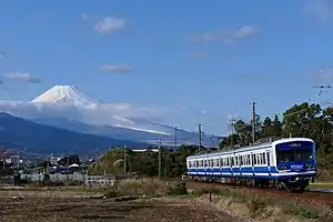 富士山と駿豆線3000系(2019年11月 三島二日町駅 - 大場駅間)