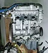アルトワークス（E-HA21S）のK6Aエンジン左：吸気側、右：フライホイール側