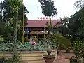 ホアハオ教の寺院とパゴダ（仏塔）