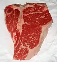 Tボーンステーキ(焼く前)