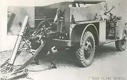T5E1迫撃砲輸送車第二次大戦では、このような自走迫撃砲も初めて登場した。ただし、当時のものは兵員輸送車輌等に既存の迫撃砲を搭載しただけのものが多い