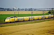 現代フランスでは高速鉄道TGV（日本の新幹線相当の列車）の中に、まるまる1編成が郵便専用に割り当てられているものがある。