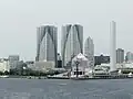 レインボーブリッジから撮影した建物全景