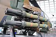 AH-1Sに搭載されたTOW発射機(陸上自衛隊)