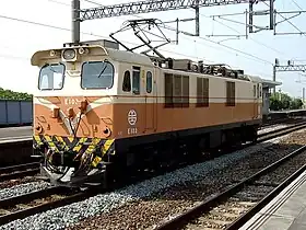 E100形電気機関車