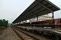 栄華駅ホーム