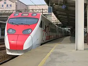 普悠瑪号(樹林駅)