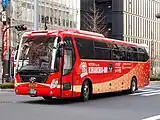ロータリーエアーサービスのツアーバス「キラキラ号」(ヒュンダイ・ユニバース、旅バス運行)