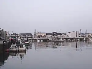 海上側から見た多度津港