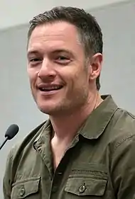 ターモー・ペニケットTahmoh Penikett