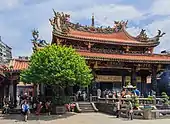 龍山寺