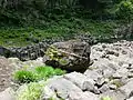 鬼八の力岩（2015年5月）