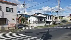 高根町1丁目交差点