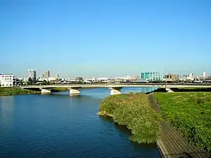 鶴見川 2007年(平成19年)9月20日撮影