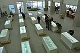 同左、2階から展示室を見る（2017年11月撮影）