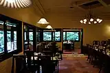 主屋内のレストラン