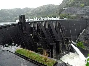 高山ダム