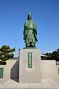 八百富神社を創建したと伝わる藤原俊成の像
