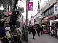 竹下通りの店舗風景（2008年12月6日撮影）