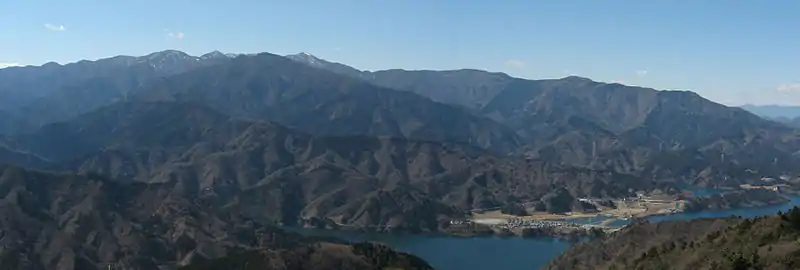 仏果山から望む丹沢主脈