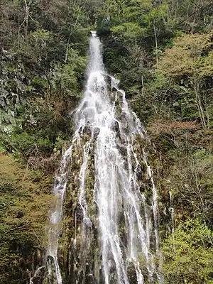 幻の滝