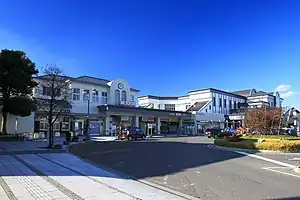 館林駅(東口)