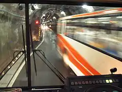 立山トンネルトロリーバスで