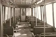 車内
