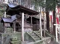 彌榮神社（市指定文化財）本社旧本殿。