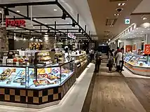 2階の食料品フロア